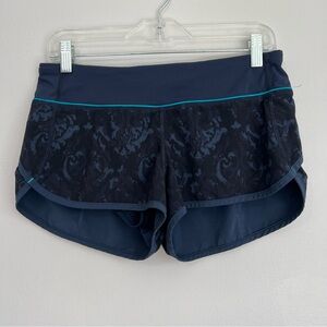 Lululemon speed shorts navy blue pattern size 6